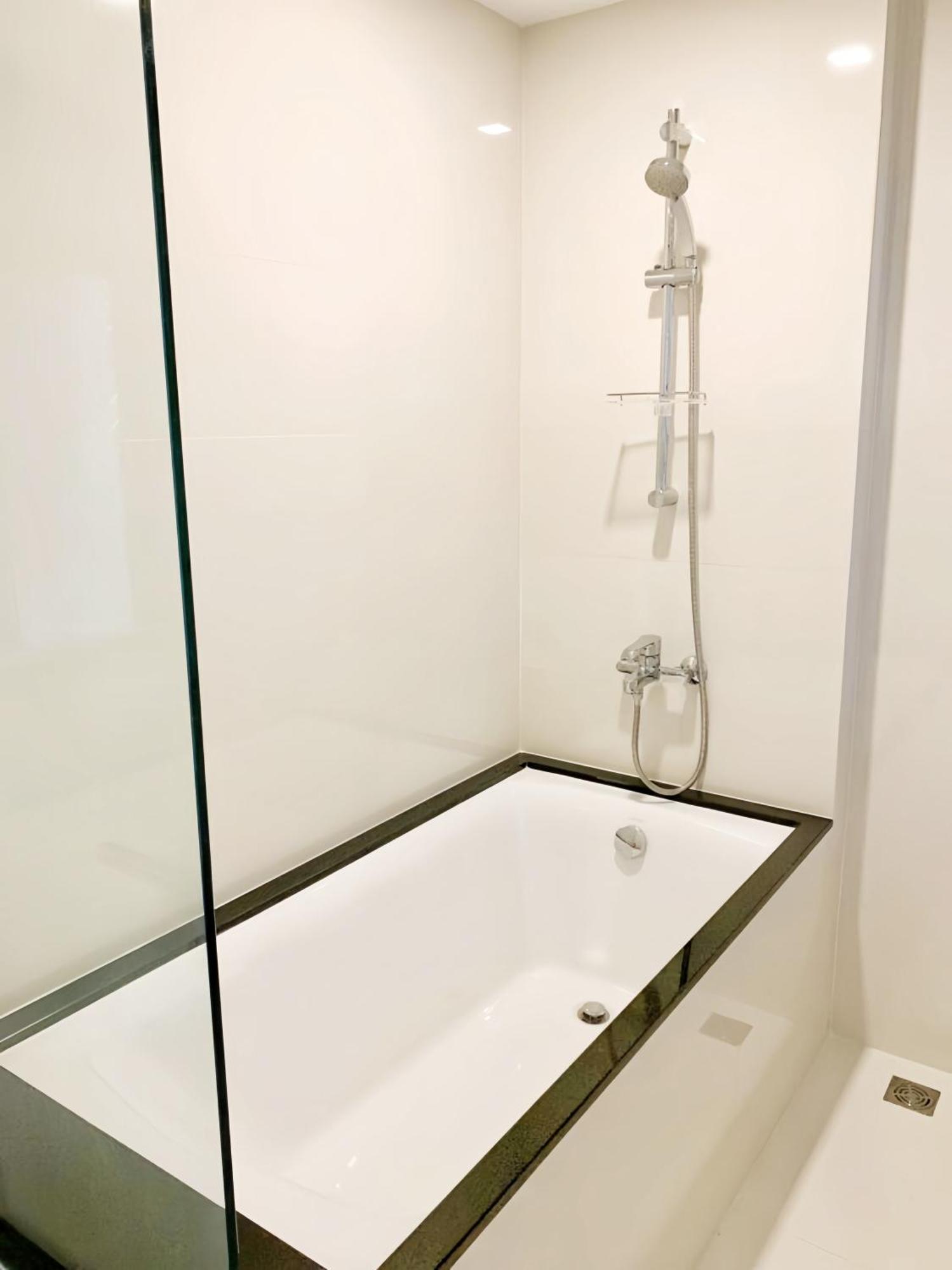 Apartment Circle Rein Sukhumvit 12 *